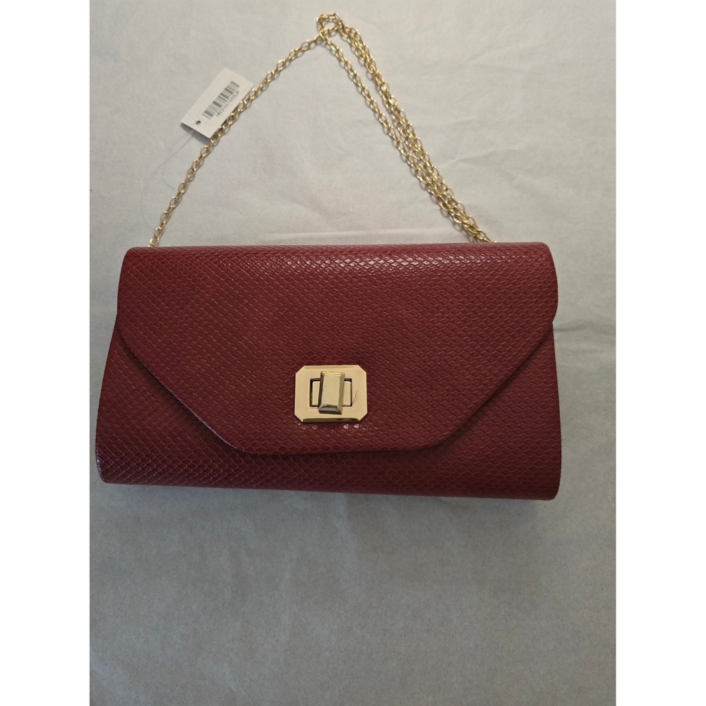 Burgundy Clutch Bag Goldtone Chain Strap w/Turn Lock Red Evening bag
